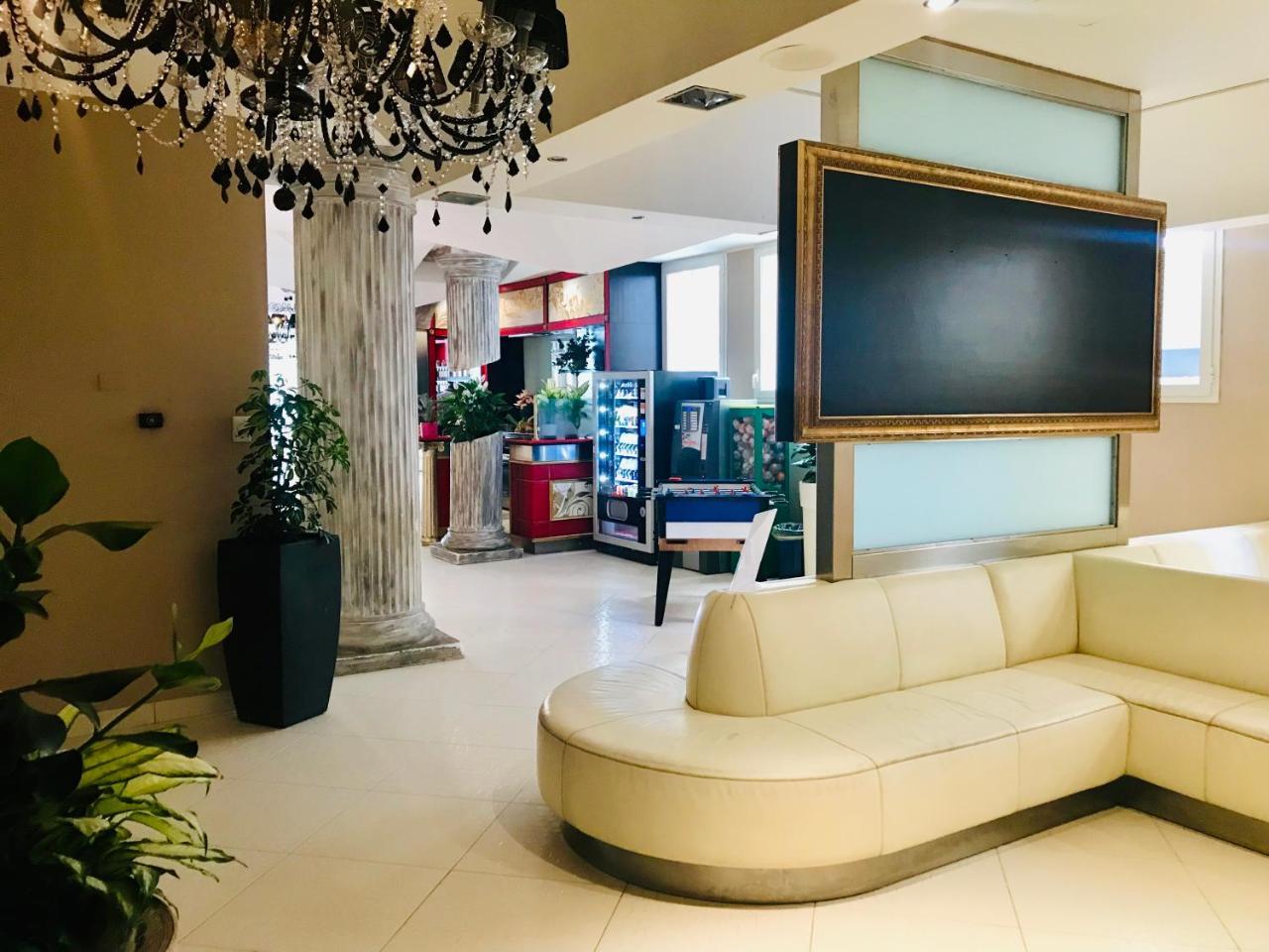 Hotel In Cesenatico Ngoại thất bức ảnh