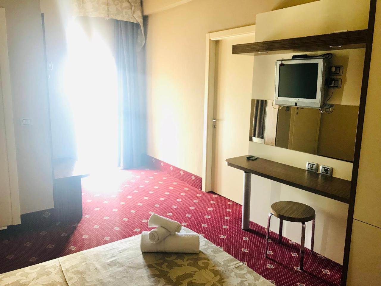 Hotel In Cesenatico Ngoại thất bức ảnh