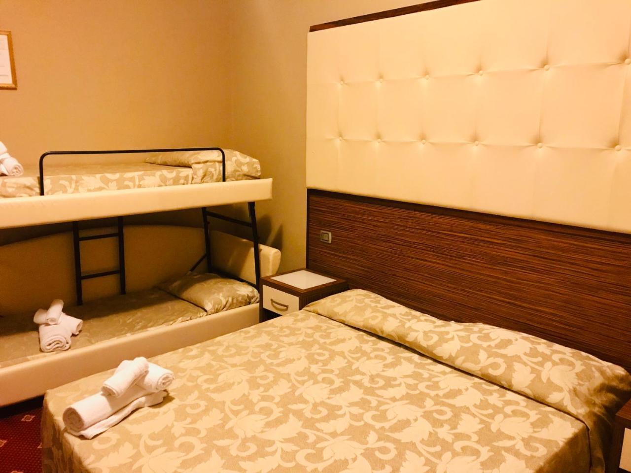Hotel In Cesenatico Ngoại thất bức ảnh